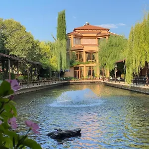 Hotel Rritja E Koranit